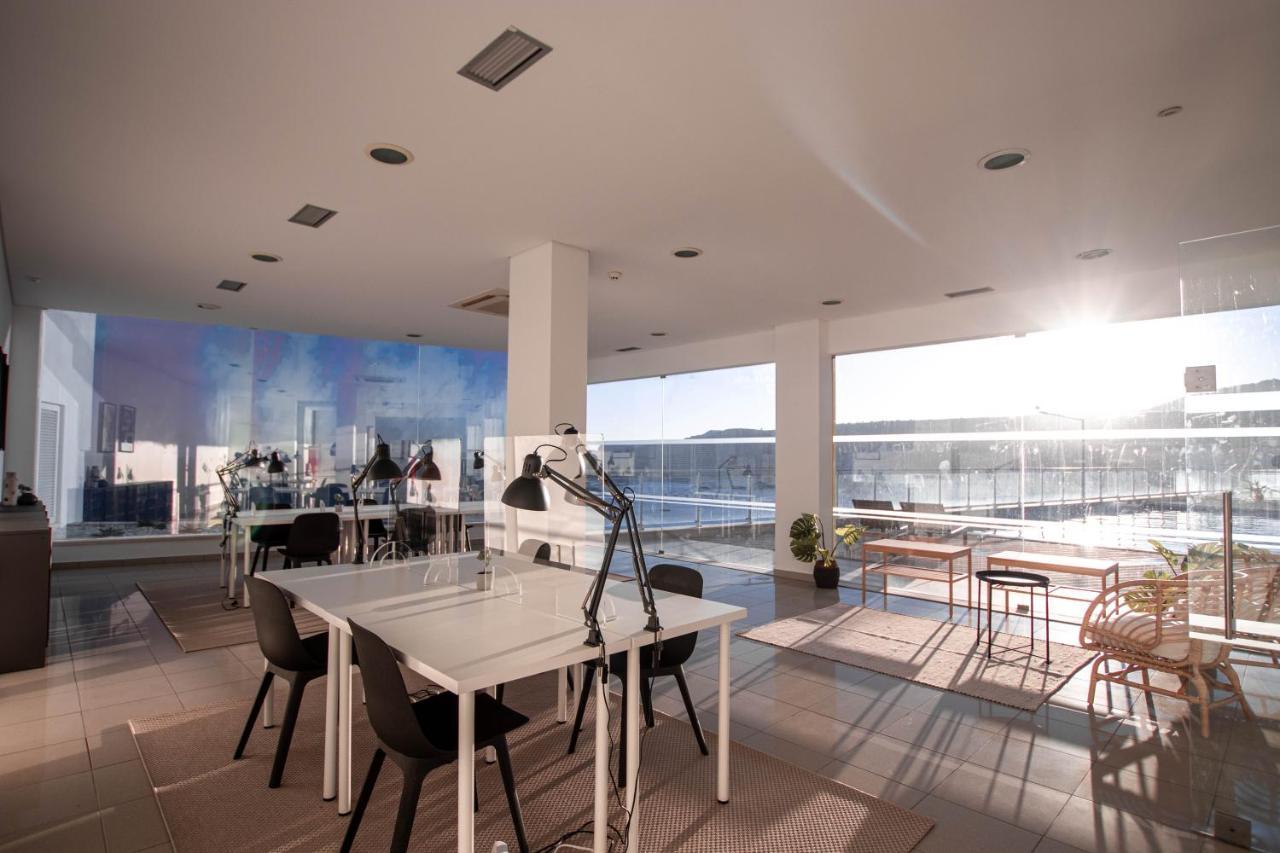 Lovely Sea View Apartment เซซิมบรา ภายนอก รูปภาพ