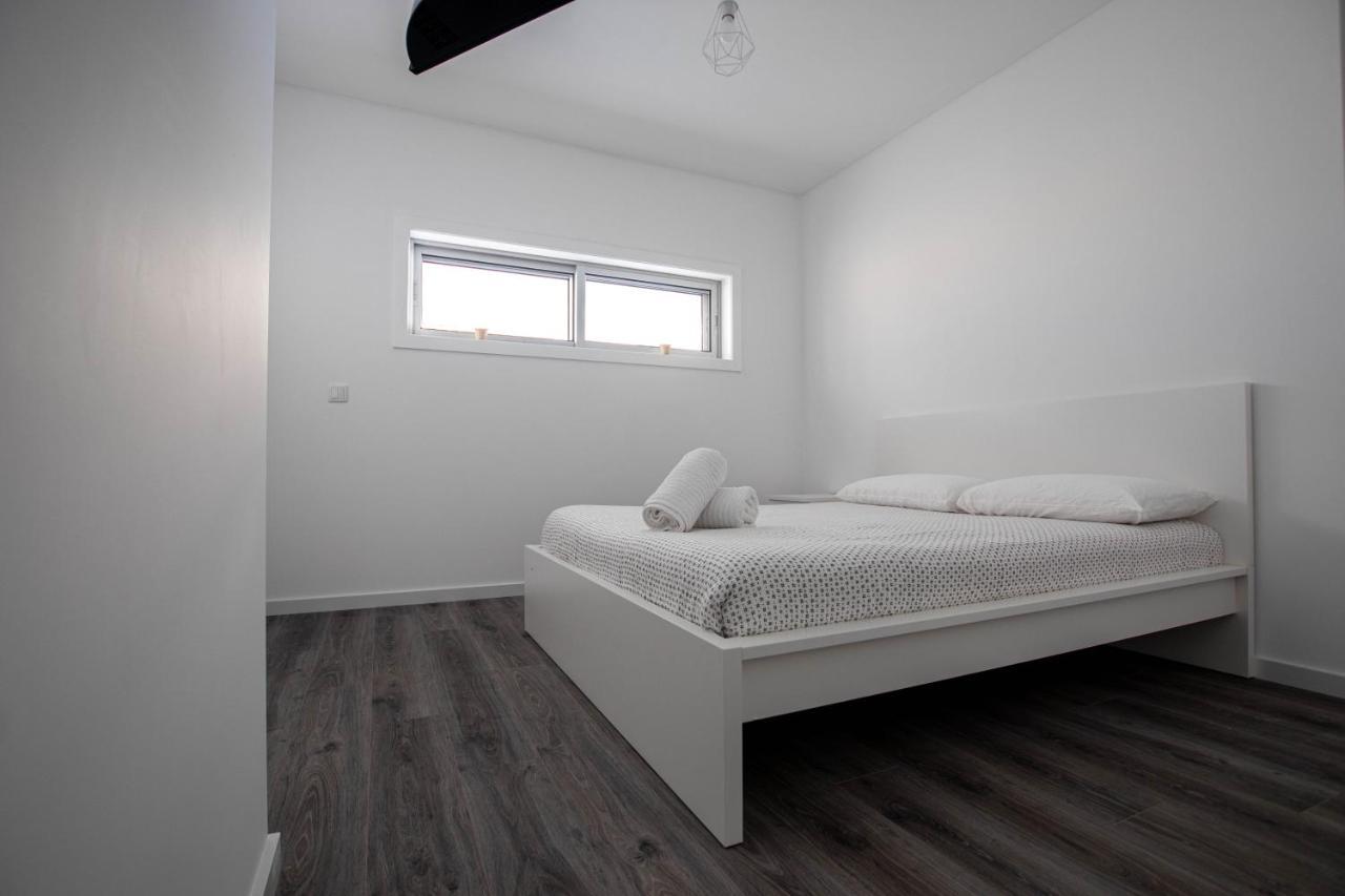 Lovely Sea View Apartment เซซิมบรา ภายนอก รูปภาพ